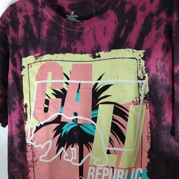 VIBES NWOT CALI REPUBLIC TEE SHIRT SIZE MEDIUM - Picture 2 of 6